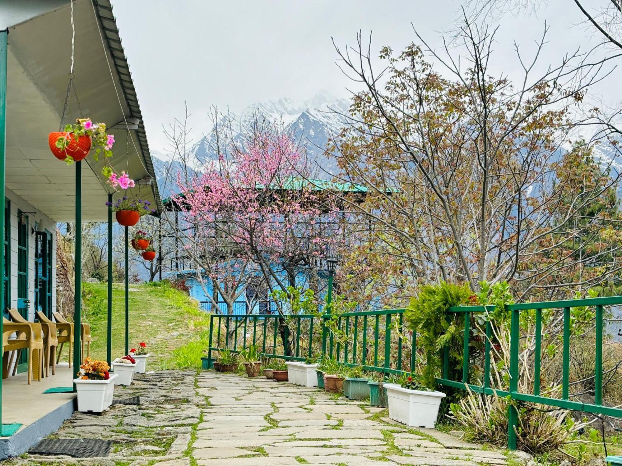 Himalayan High, Auli, By Himalayan Eco Lodges Joshīmath Eksteriør billede
